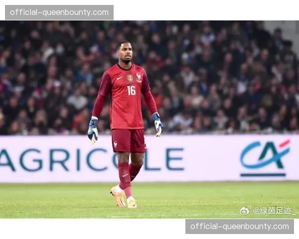 伤情通报：AC米兰官方确认迈尼昂内收肌拉伤，将缺阵三周