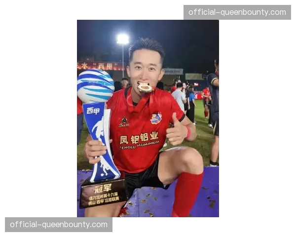 【2026年4月中超联赛·人物·动态知名退役球员转型解说天价合约细节曝光，引发行业对成本控制的讨论