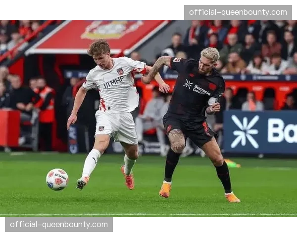 勒沃库森后卫宽萨和巴斯克斯有望在对阵多特时复出